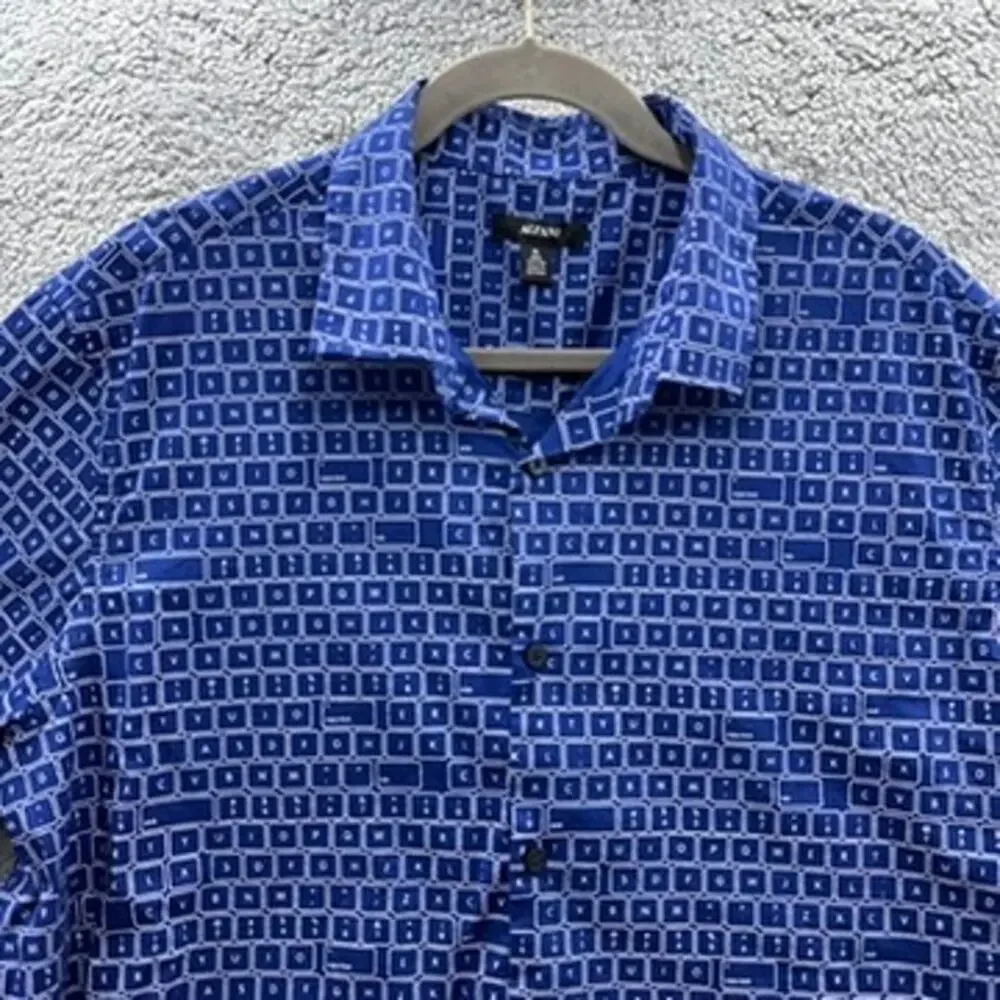 Alfani Men's XL Short Sleeve Button Up Computer Keyboard Shirt Unique Casual EUC